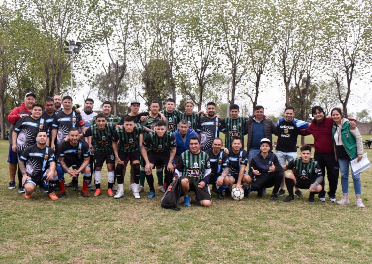 Comenzó el 35° torneo de fútbol y el 1° torneo relámpago de vóley mixto